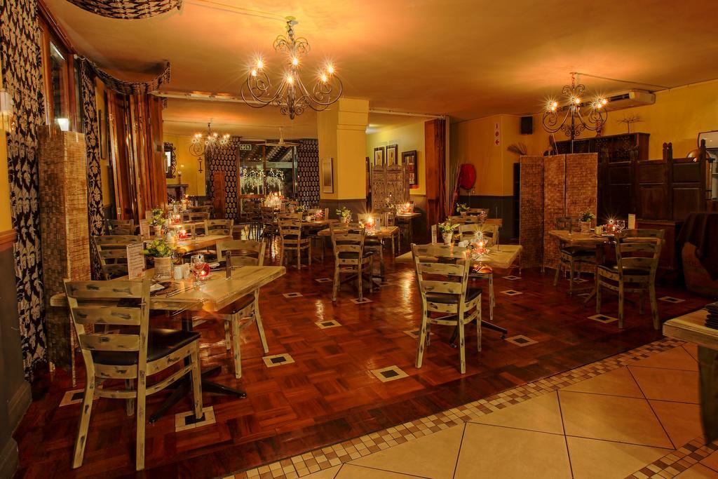 Casa Toscana Lodge Претория Екстериор снимка