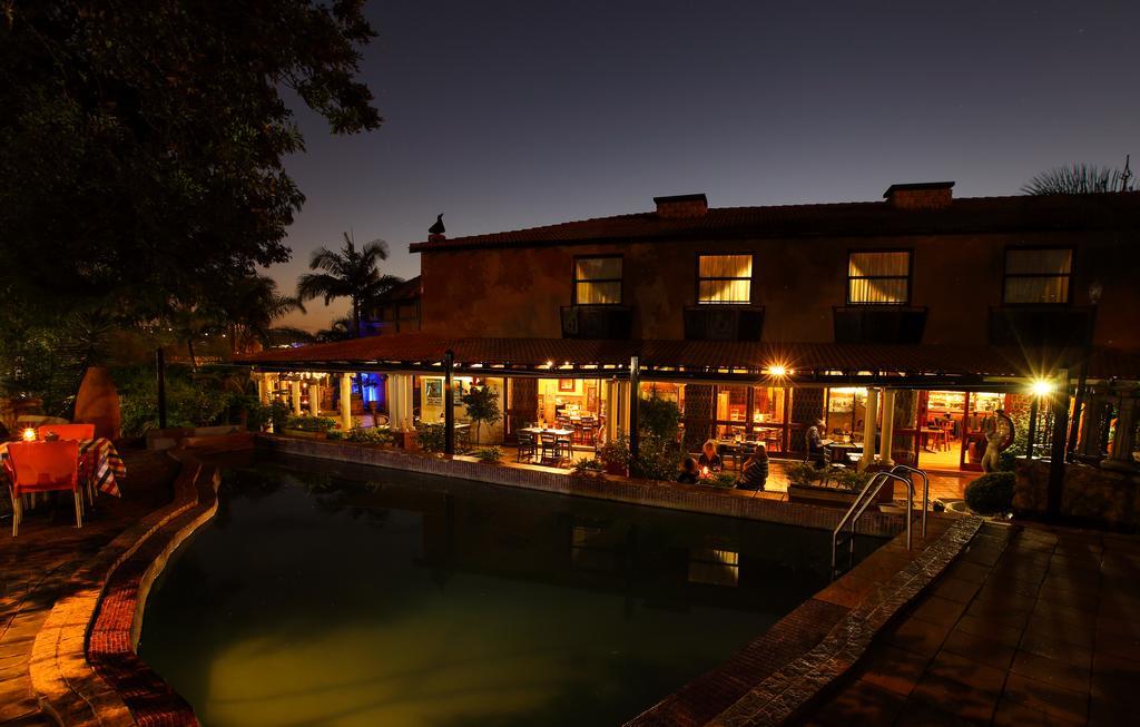 Casa Toscana Lodge Претория Екстериор снимка