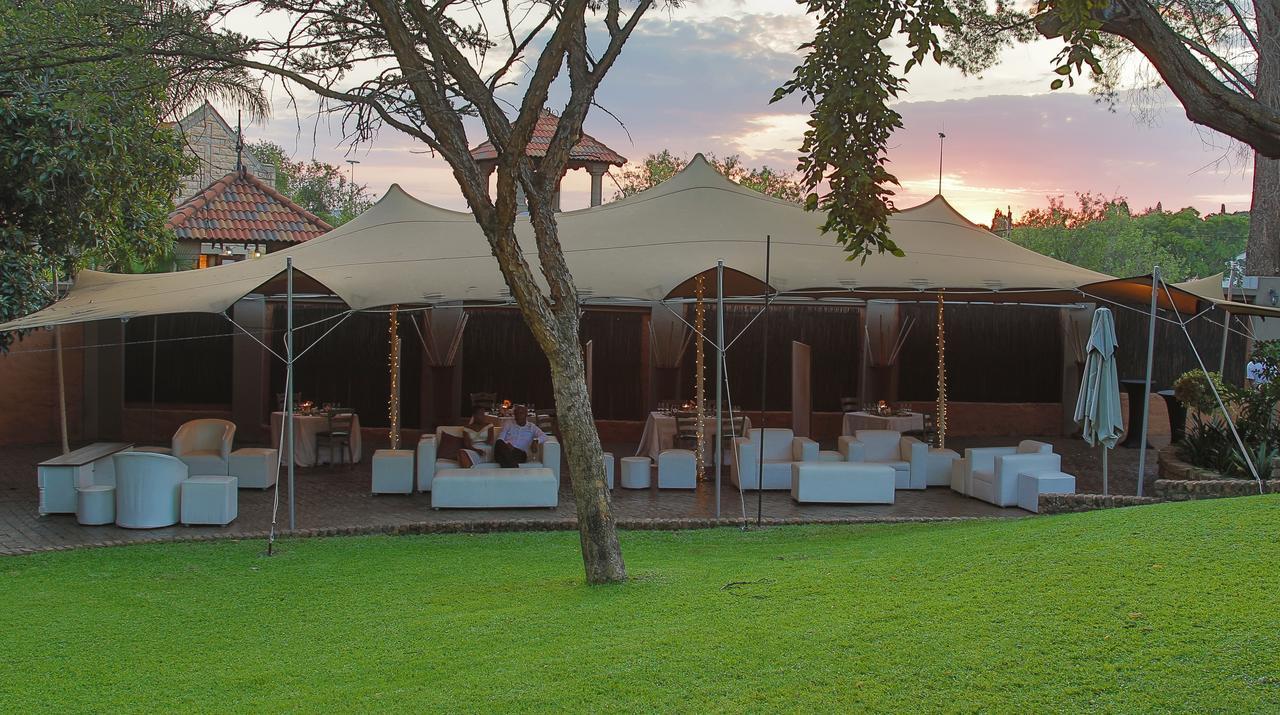 Casa Toscana Lodge Претория Екстериор снимка