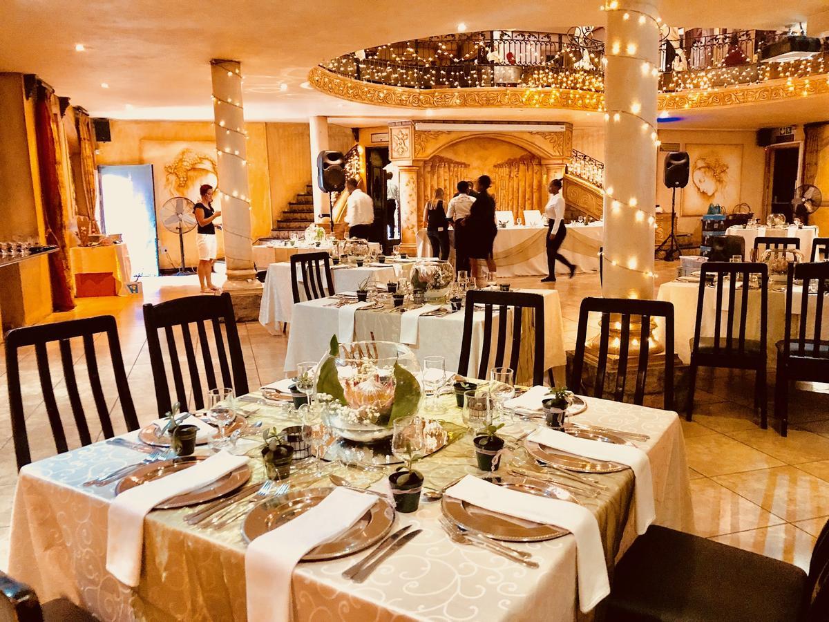 Casa Toscana Lodge Претория Екстериор снимка