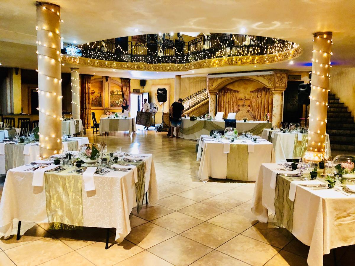 Casa Toscana Lodge Претория Екстериор снимка