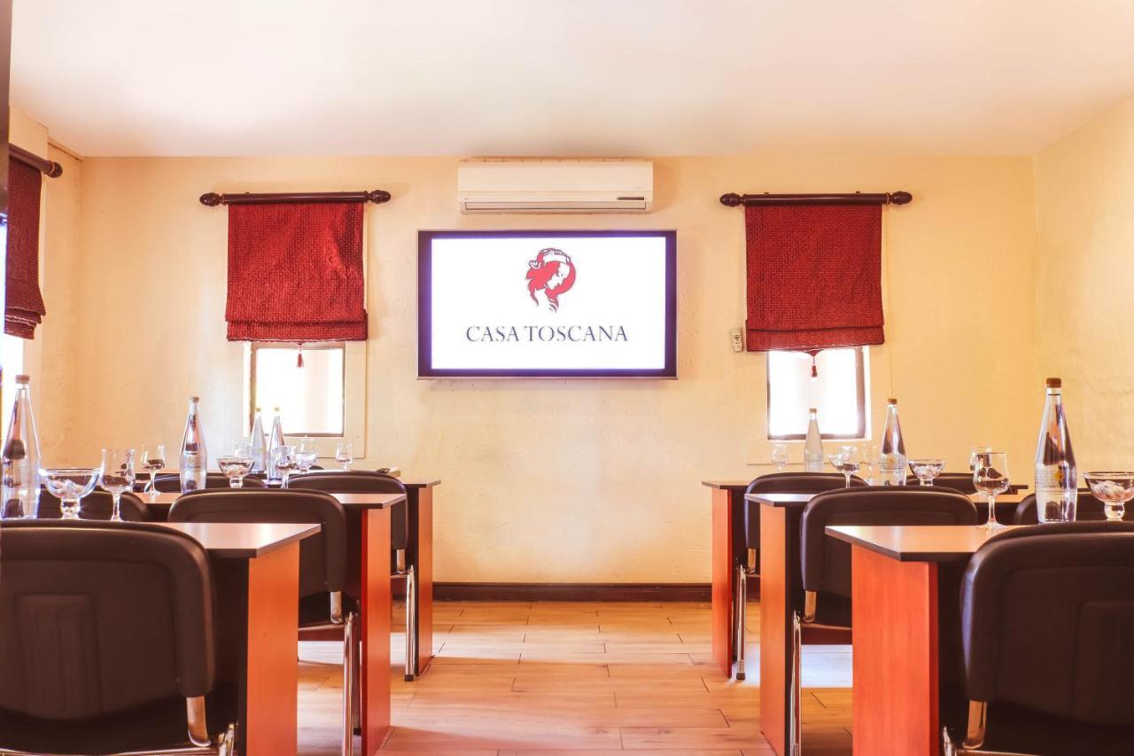 Casa Toscana Lodge Претория Екстериор снимка